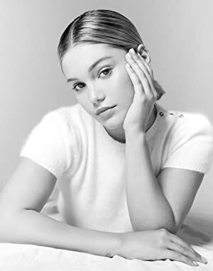 Official profile picture of Olivia Holt