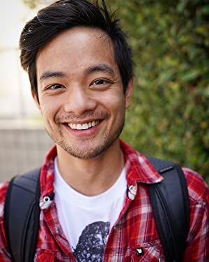 Official profile picture of Osric Chau