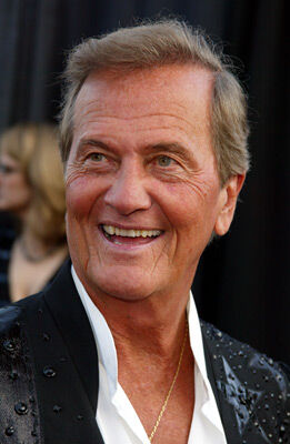 Official profile picture of Pat Boone