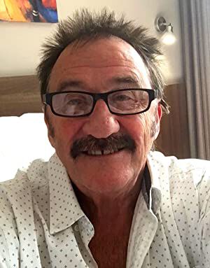 Official profile picture of Paul Chuckle
