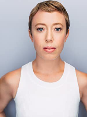 Official profile picture of Quinn Warren