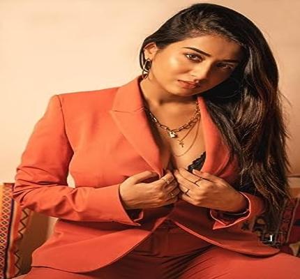 Official profile picture of Raashi Singh