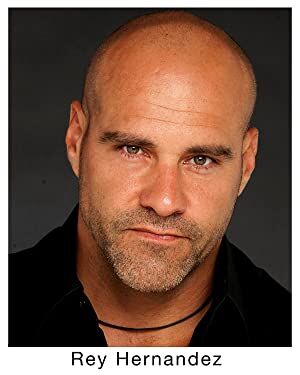 Official profile picture of Rey Hernandez