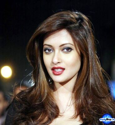 Photo of Riya Sen at a concert