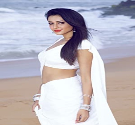 Official profile picture of Riya Suman