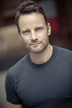 Official profile picture of Ryan Robbins