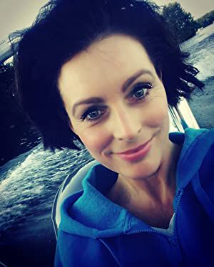 Official profile picture of Sarah Deakins
