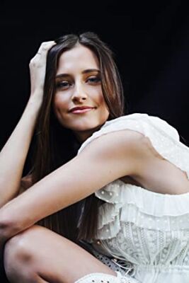 Official profile picture of Sarah Hoffmeister