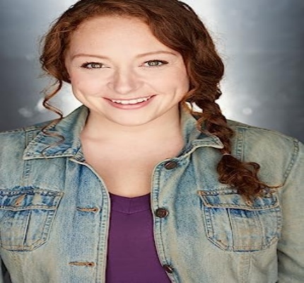 Official profile picture of Sarah Mullis
