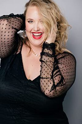 Official profile picture of Sarah Summers