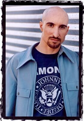 Official profile picture of Scott Menville
