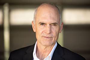 Official profile picture of S.E. Perry