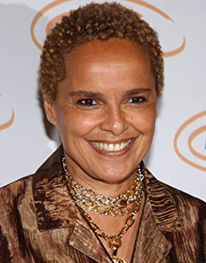 Official profile picture of Shari Belafonte