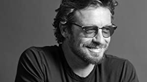 Official profile picture of Simon Baker
