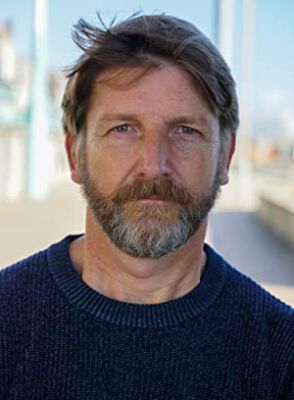 Official profile picture of Simon Bass