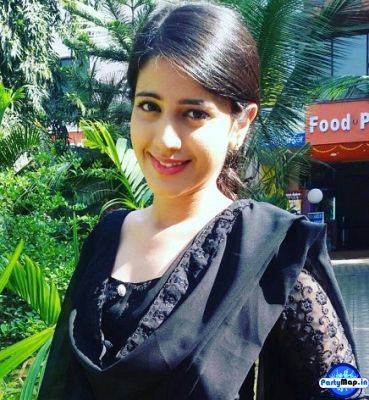 Official profile picture of Simran Pareenja