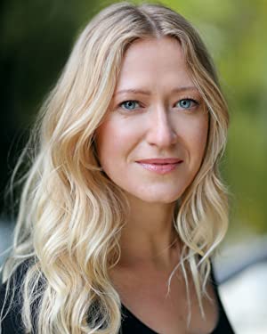 Official profile picture of Siobhan Hewlett