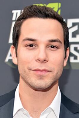 Official profile picture of Skylar Astin