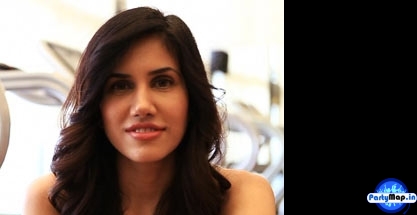 Photo of Sonnalli Seygall at a concert