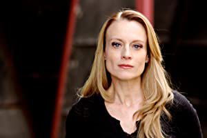 Official profile picture of Stacia Crawford