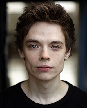 Official profile picture of Tom Mackley