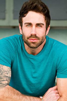 Official profile picture of Travis William Harris