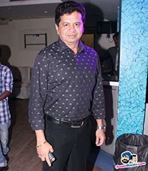 Official profile picture of Vinay Yedekar