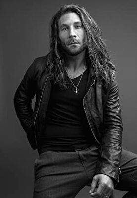 Official profile picture of Zach McGowan