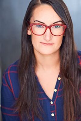 Official profile picture of Zoe Schwartz