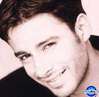 Photo of Zulfi Sayed at a show