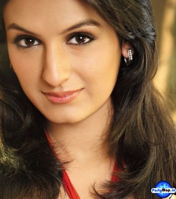 Photo of Akriti Kakar at an appearance