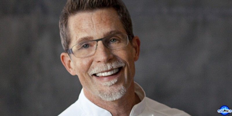 Photo of Rick Bayless at an appearance