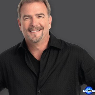 Photo of Bill Engvall at a show