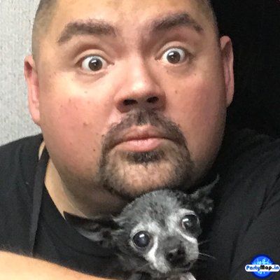 Photo of Gabriel Iglesias at a show