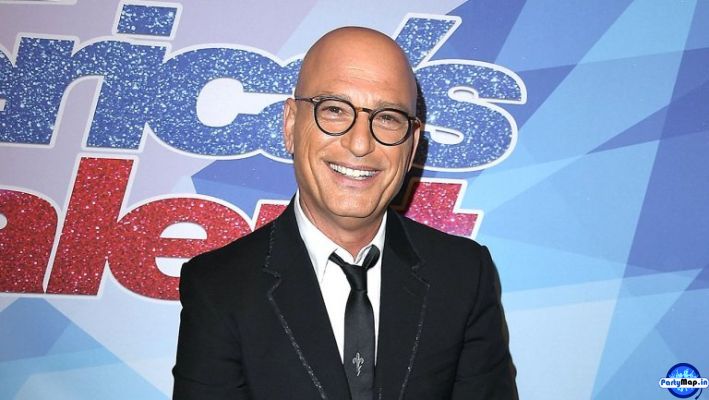 Photo of Howie Mandel at a concert