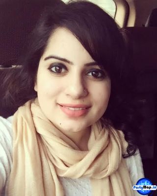 Photo of Mallika Dua at a show