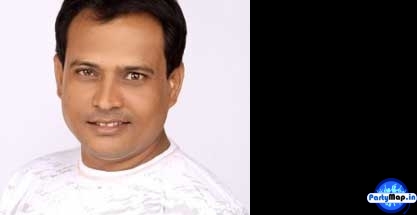 Photo of Rajeev Nigam at a concert