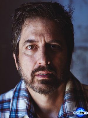 Photo of Ray Romano at an appearance