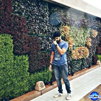 Photo of Vighnesh Pande at a show