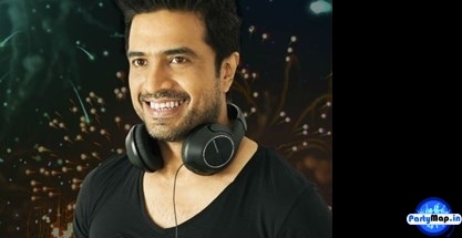 Photo of DJ Akbar Sami at a concert