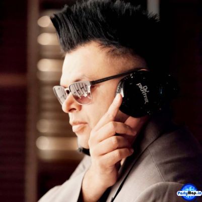 Photo of DJ Akhtar at an appearance