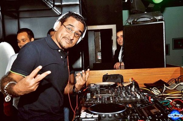 Photo of DJ Suketu at an appearance