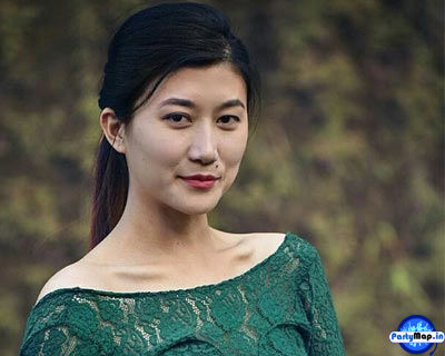 Photo of Licha Thosum at a show