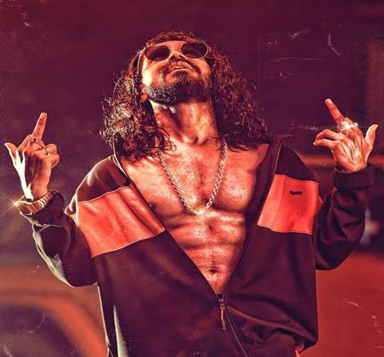 Photo of Emiway Bantai at a show