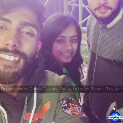 Photo of Raeza at a concert