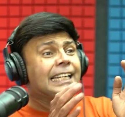 Photo of RJ Naved at a show