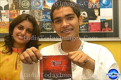 Photo of Anubhav Suman at a show