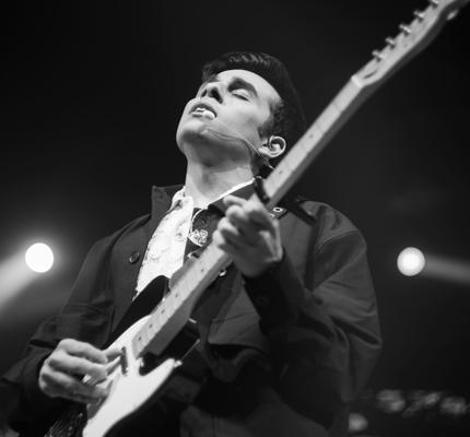 Photo of Anuv Jain at a show