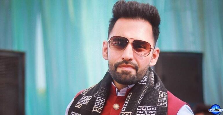 Photo of Harf Cheema at an appearance