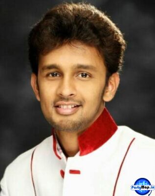 Photo of Hrishikesh Ranade at an appearance